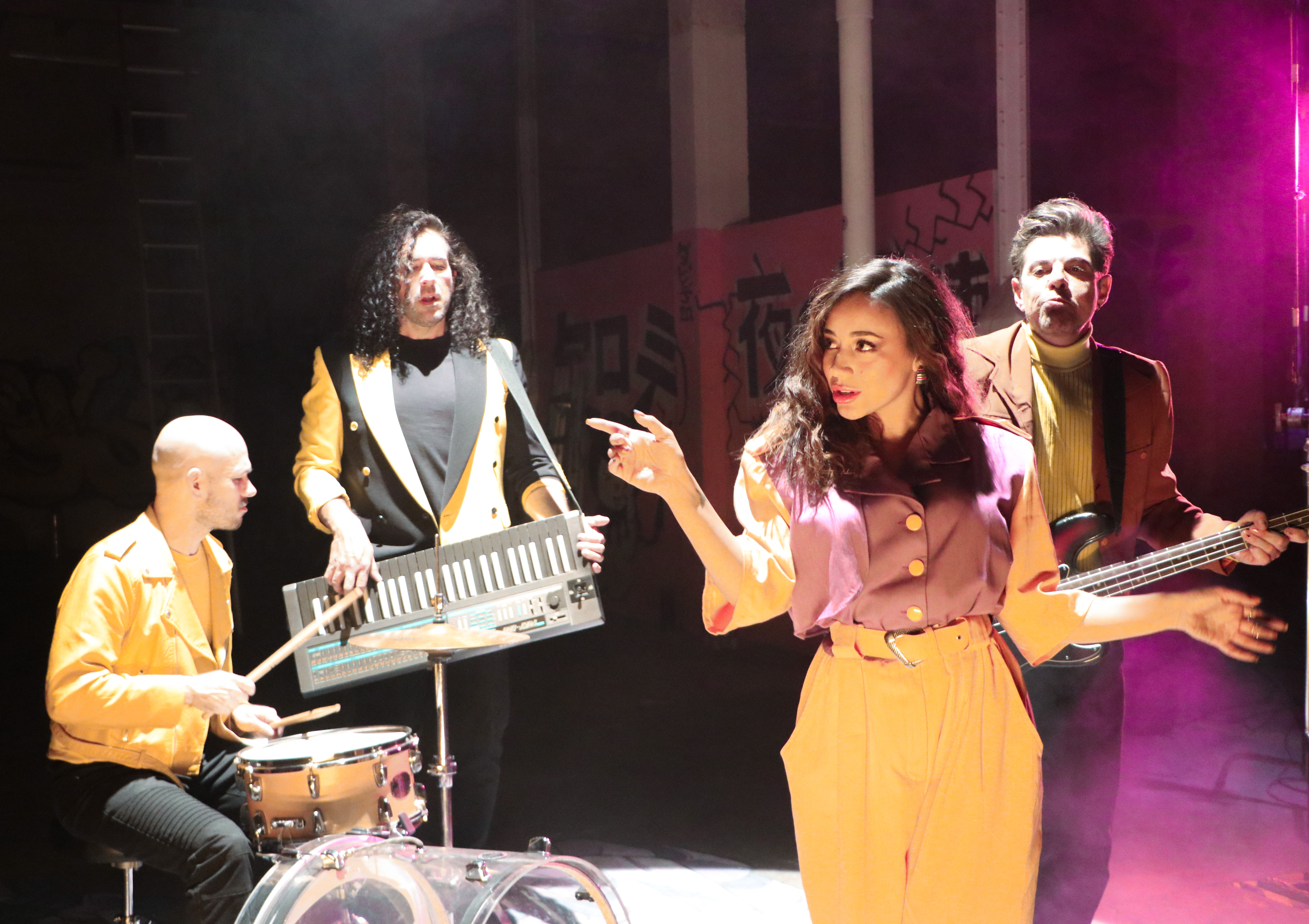 Playa Limbo evoluciona tras el estreno de su nuevo sencillo «Amarillo»